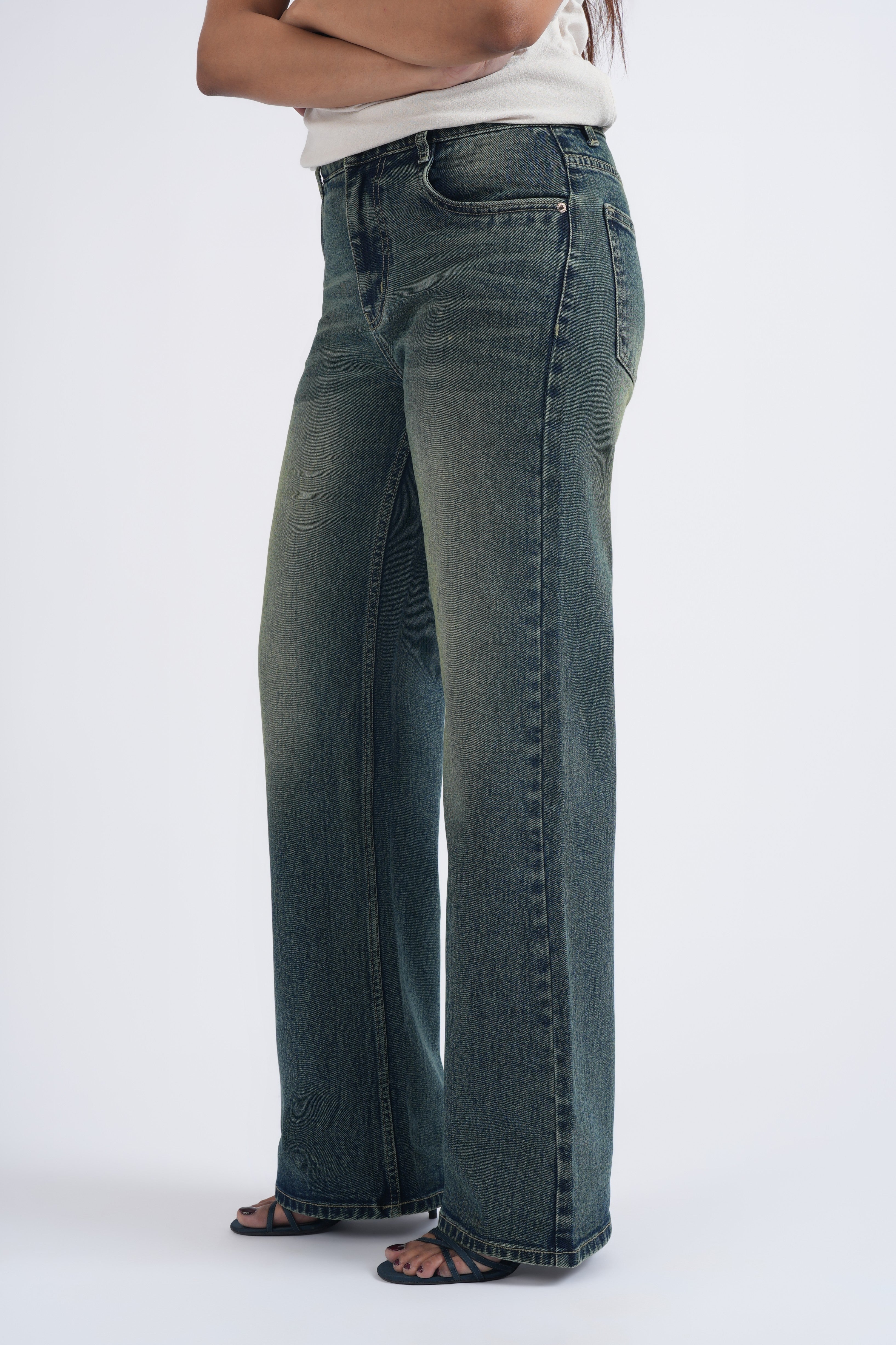 Women Vintage Ball Wash Whisker Spray High Waist Wide Leg Jeans