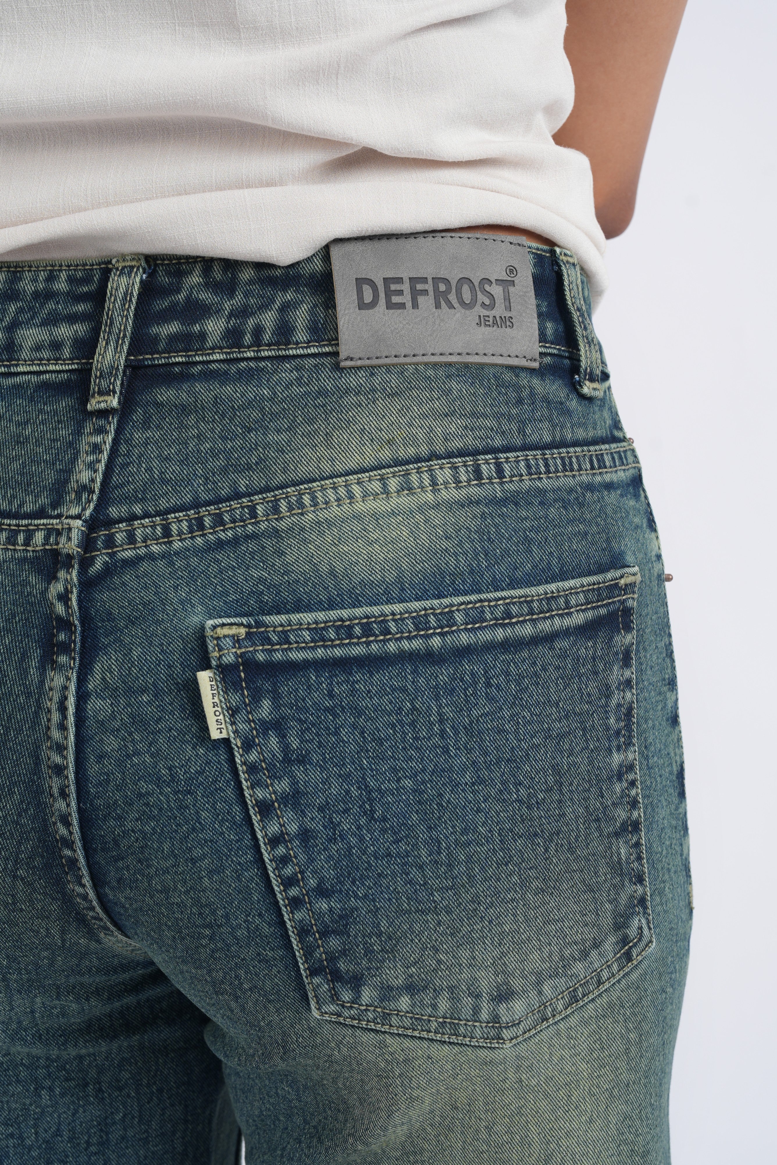 Women Vintage Ball Wash Whisker Spray High Waist Wide Leg Jeans