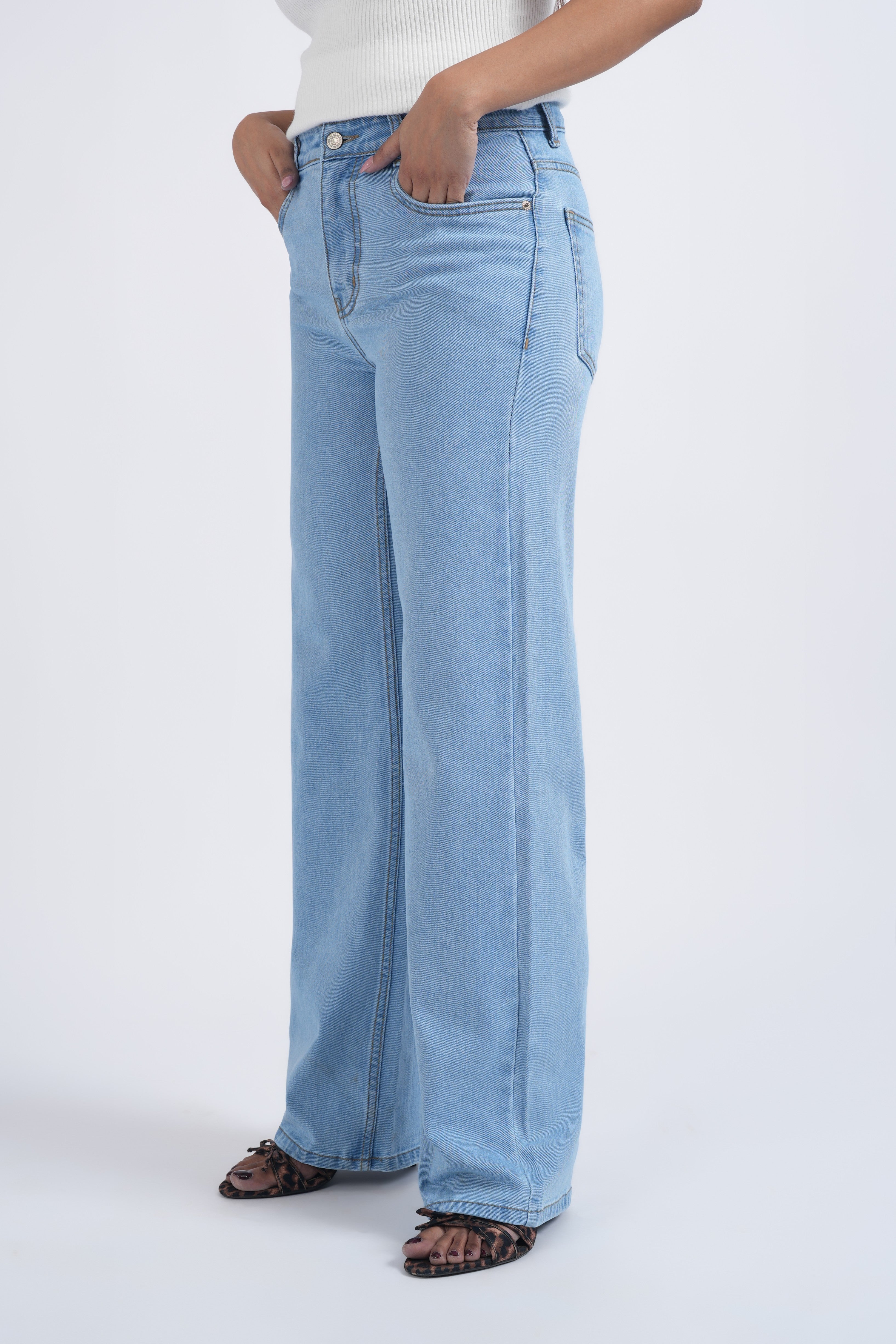 Women Light Blue Wide Leg High Rise Jeans